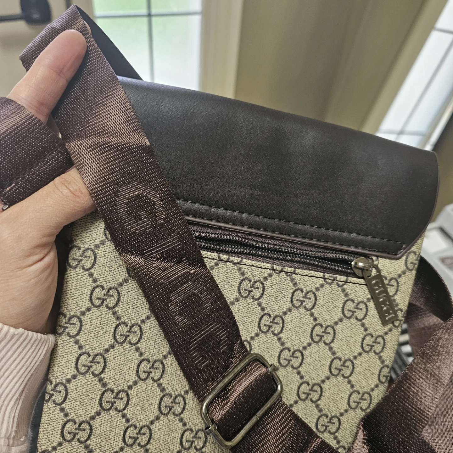 Gucci Style Messenger Bag - photo 5