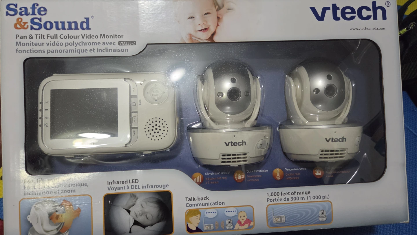 VTech Safe & Sound Video Monitor VM333-2