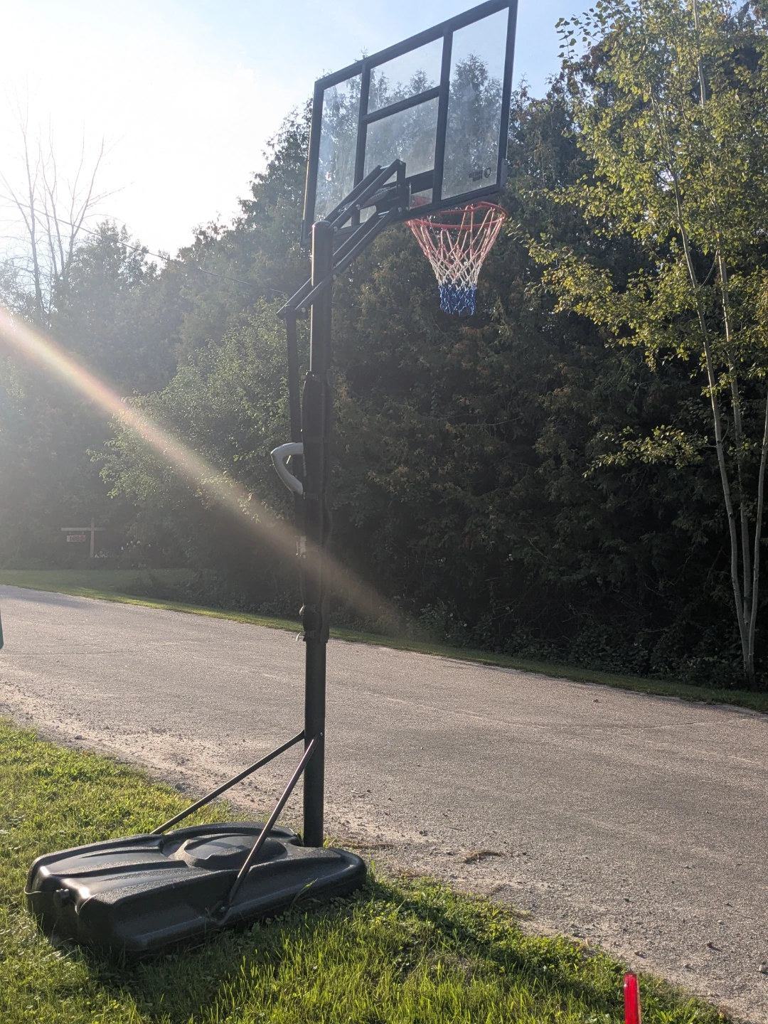 Lifetime Portable Basketball System - photo 2