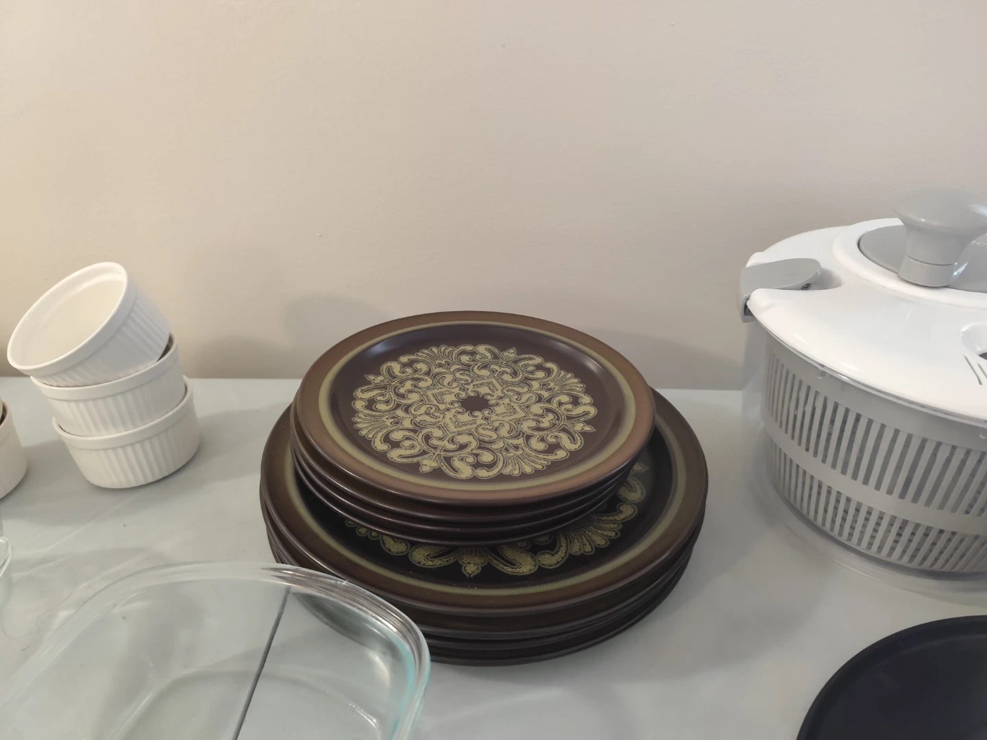 Assorted Kitchenware and Dining Set - must go