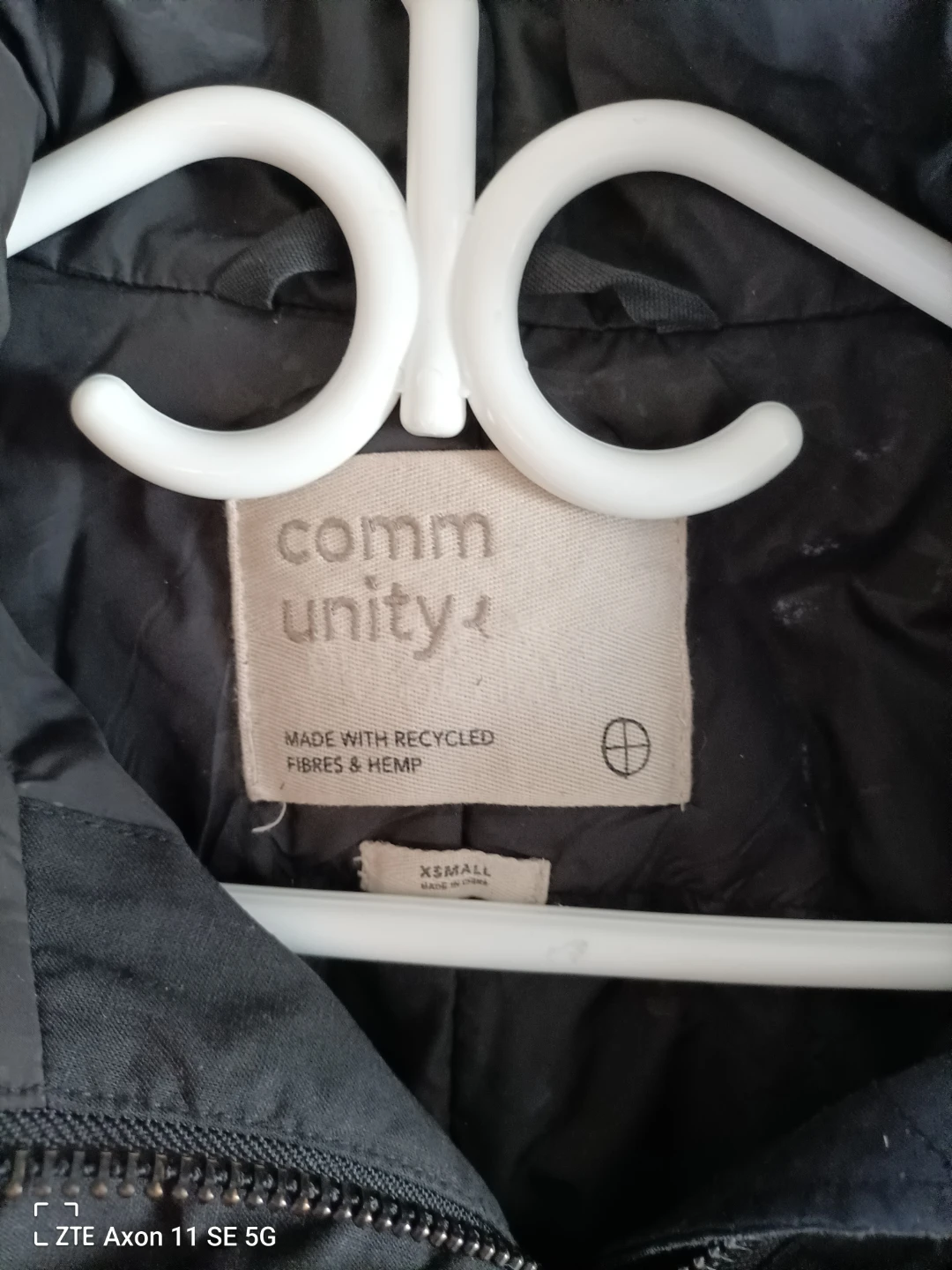 Community black parka with faux fur hood - photo 2