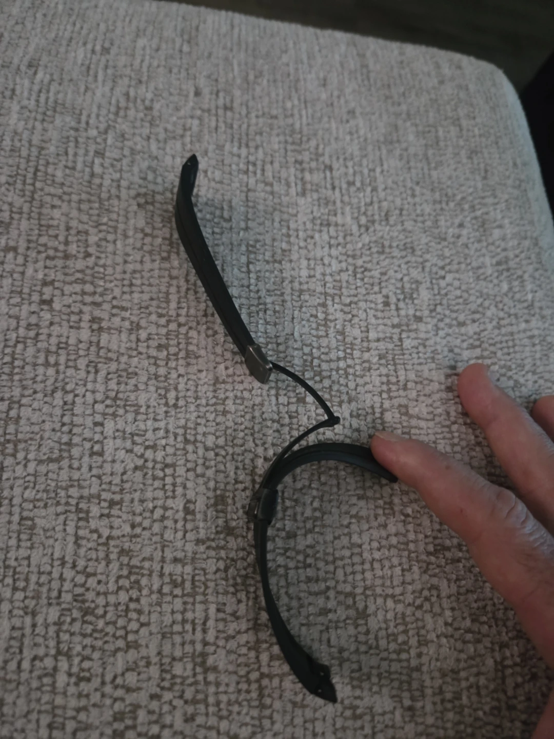 Samsung Galaxy Fit replacement band and charger - photo 3