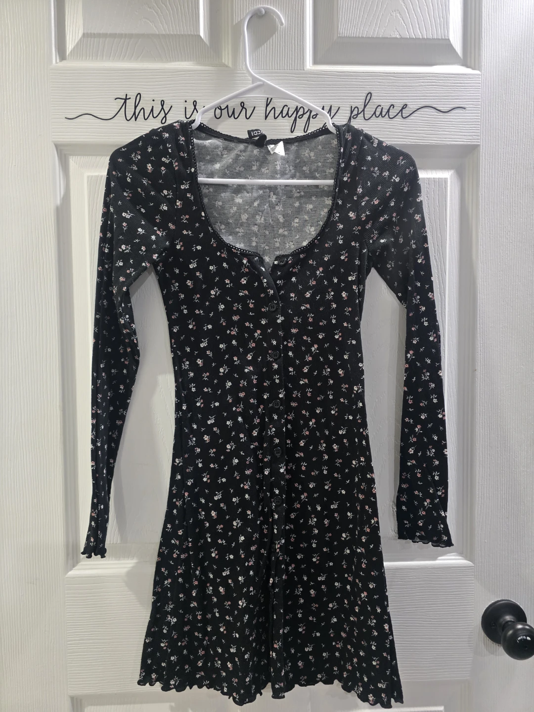 H&M Divided Floral Long Sleeve Dress