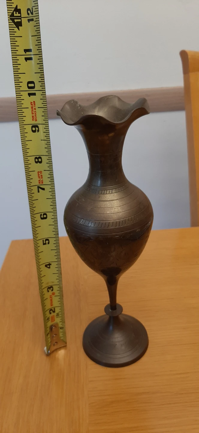 Vintage brass vase with intricate engravings - photo 5