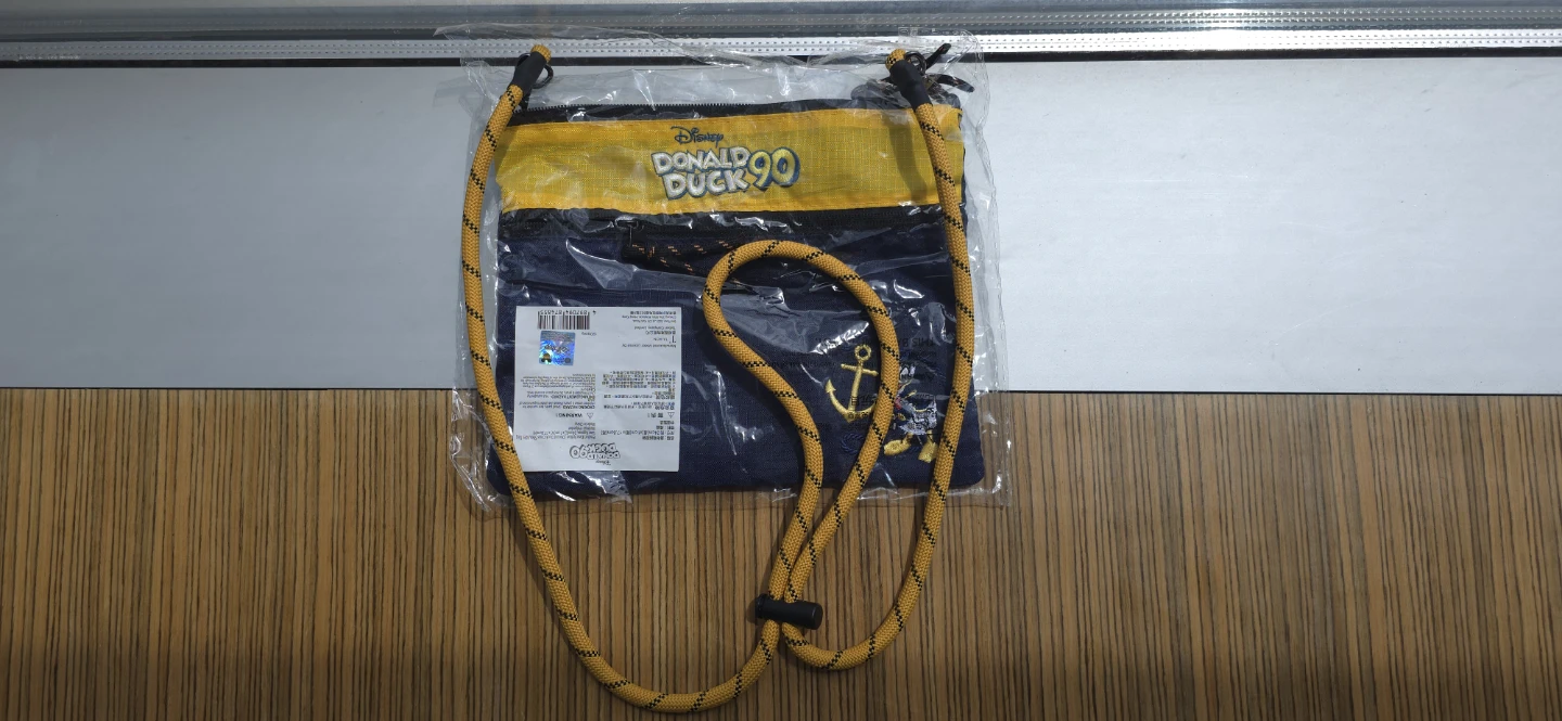 Disney Donald Duck 90th Anniversary Pouch Bag