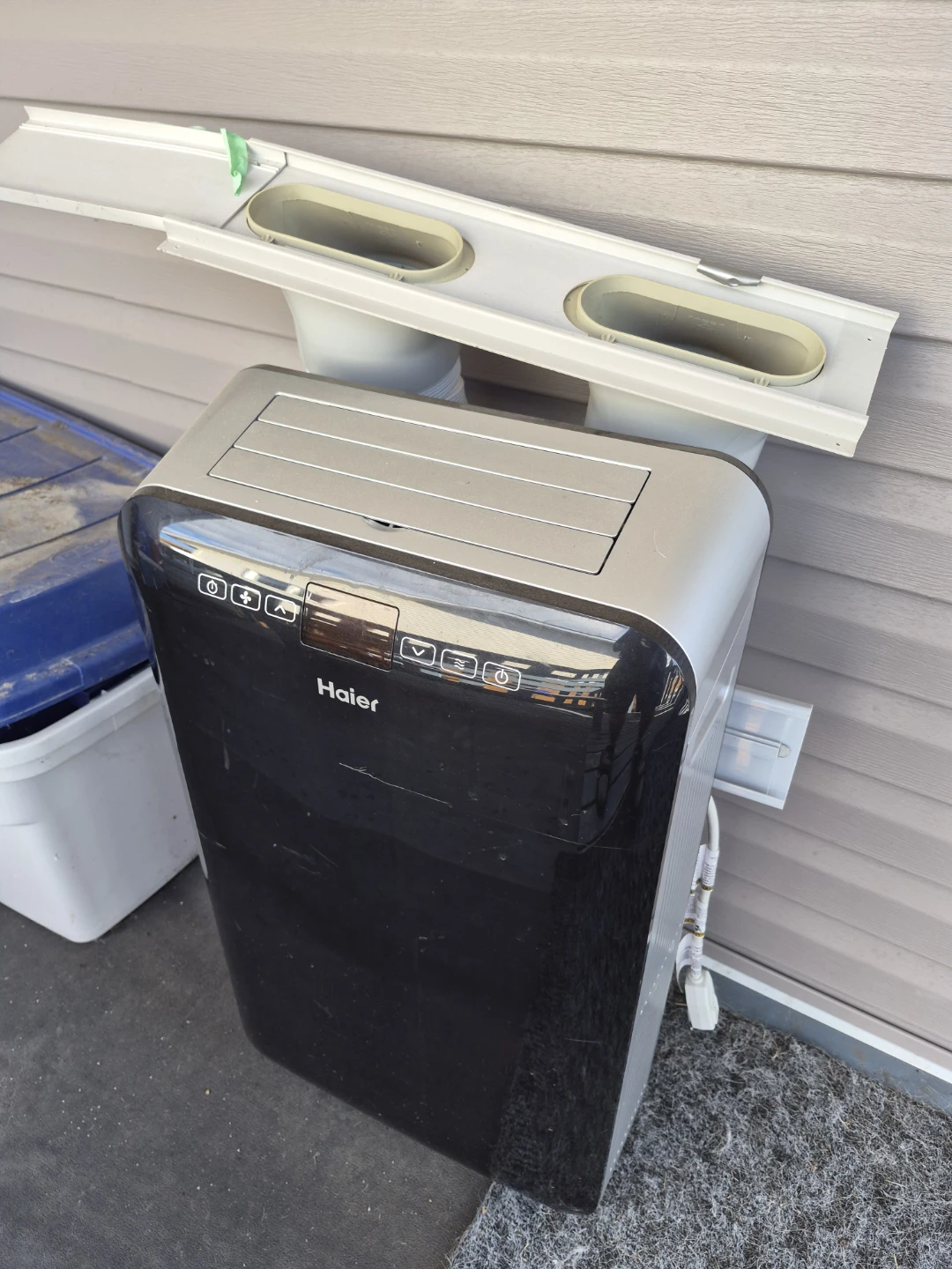 Haier Portable Air Conditioner - please see description