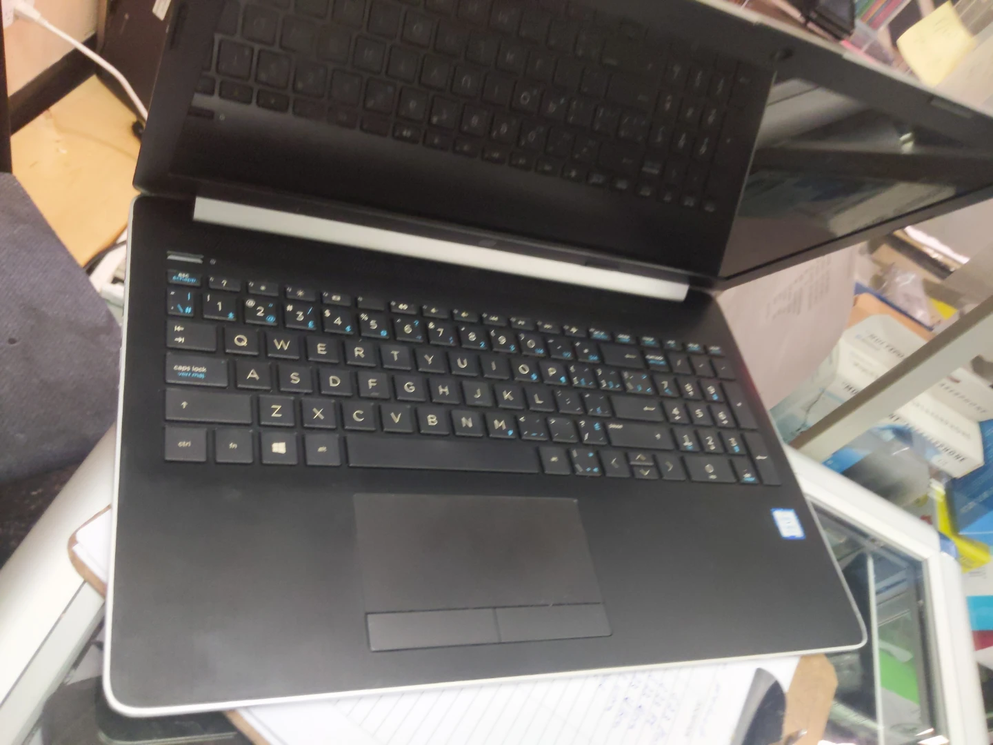 HP Silver Laptop - photo 2