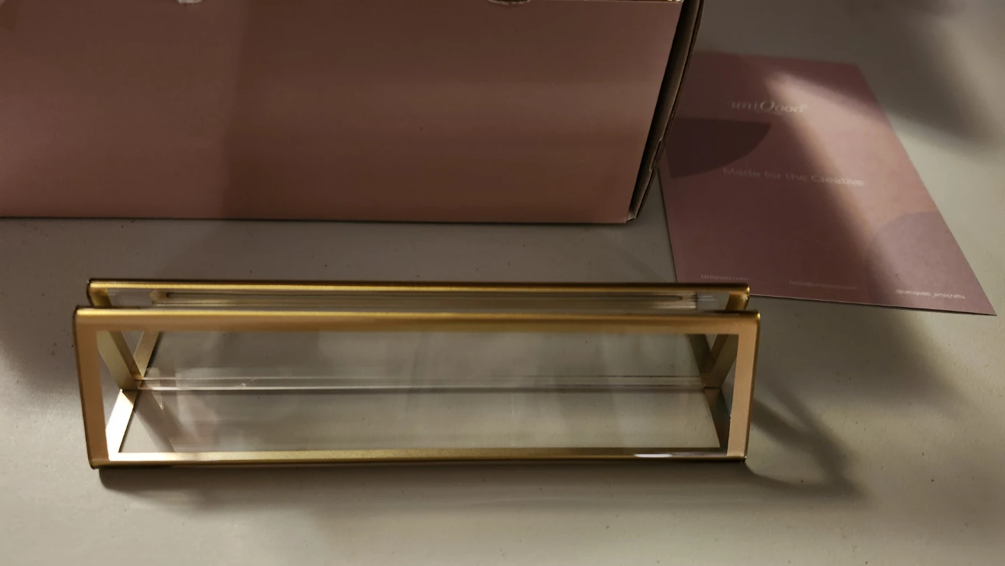 uniQooo Gold Acrylic Sign Holders 4x6 6-Pack - photo 4