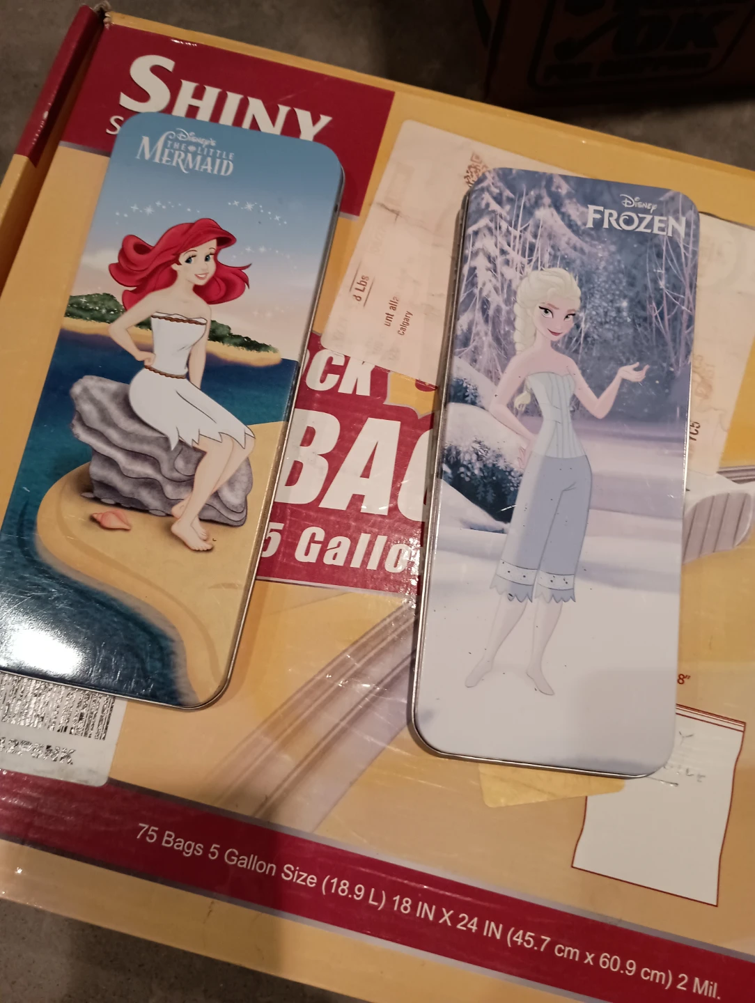 Disney Magnetic Dress-Up Tin Set