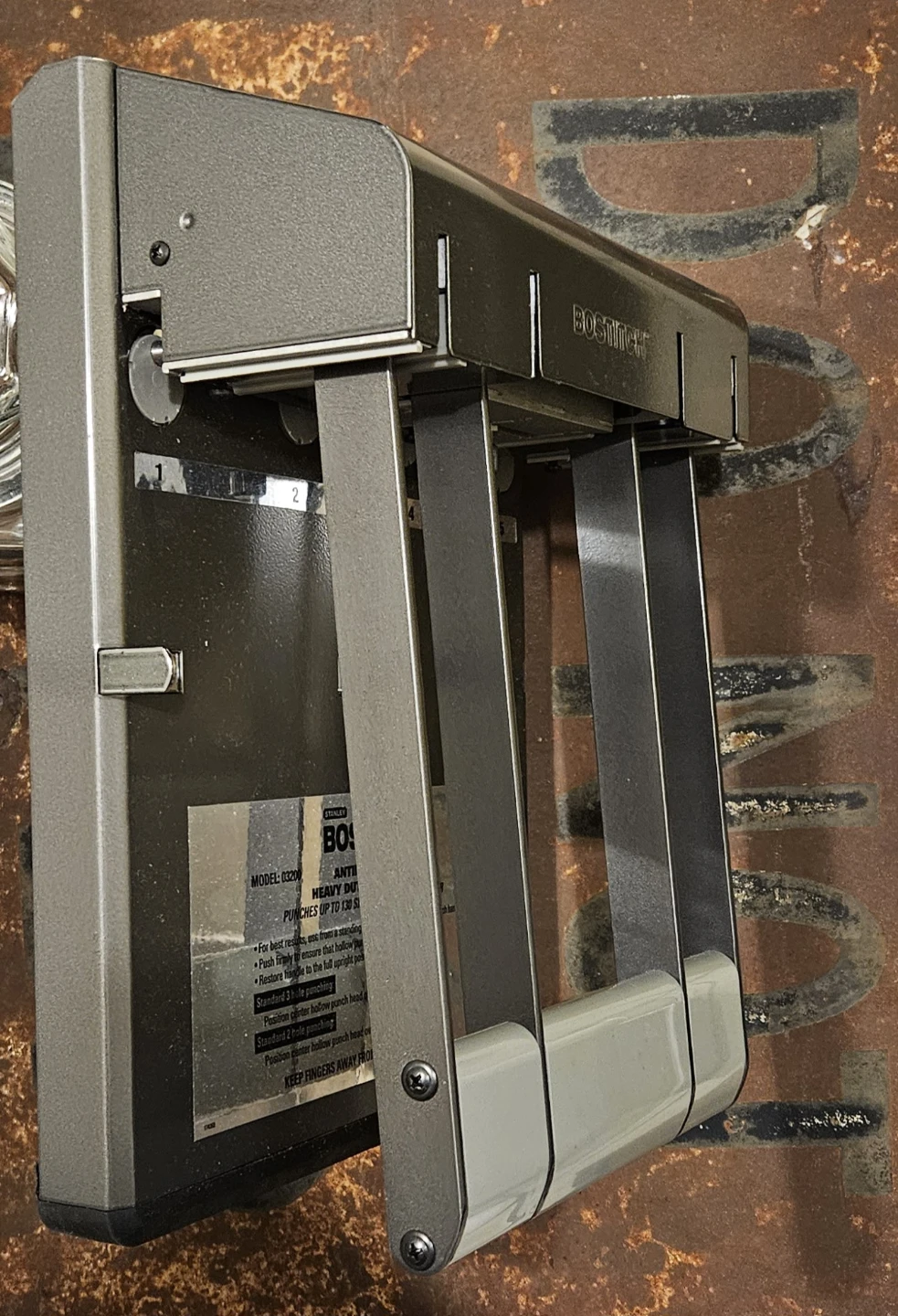 Bostitch Antimicrobial Heavy Duty 4 Hole Punch - photo 3
