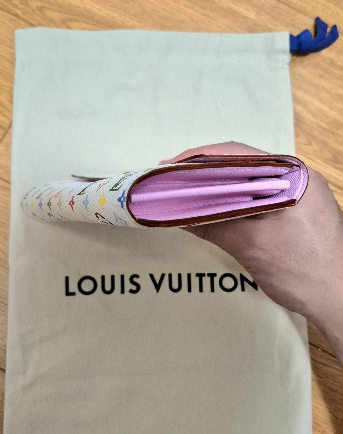 [MINT CONDITION] LOUIS VUITTON Murakami Sarah Wallet White - photo 3