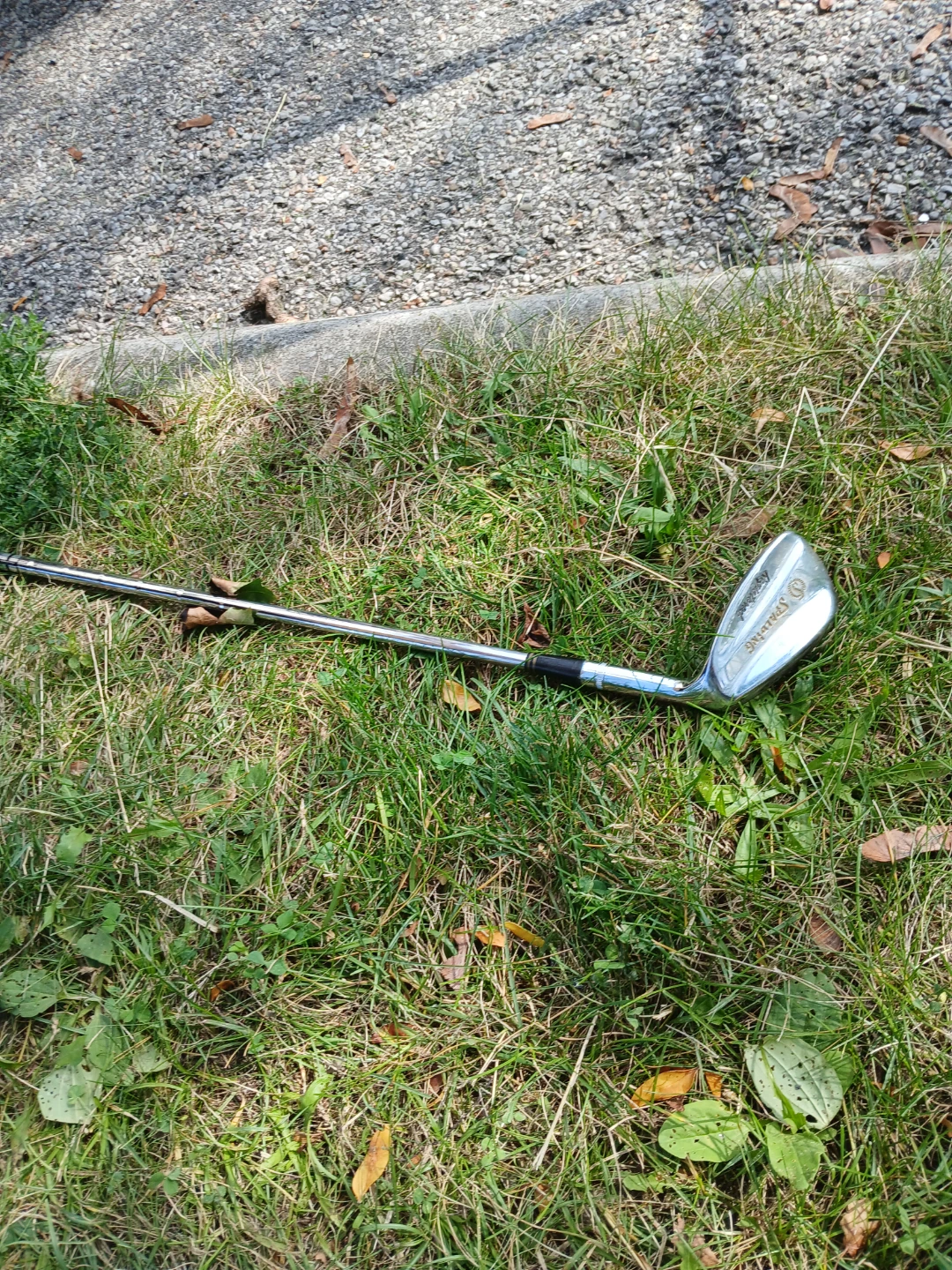 Spalding Registered 7-Iron