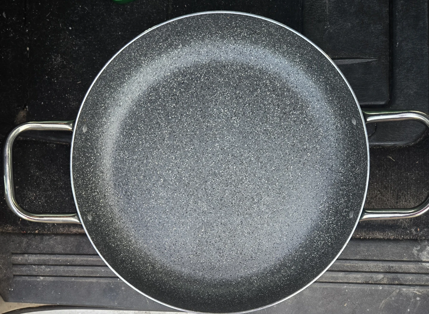 Large frying pan.  Domo Bistro ceramic.  14”x14”.  EUC. - photo 3
