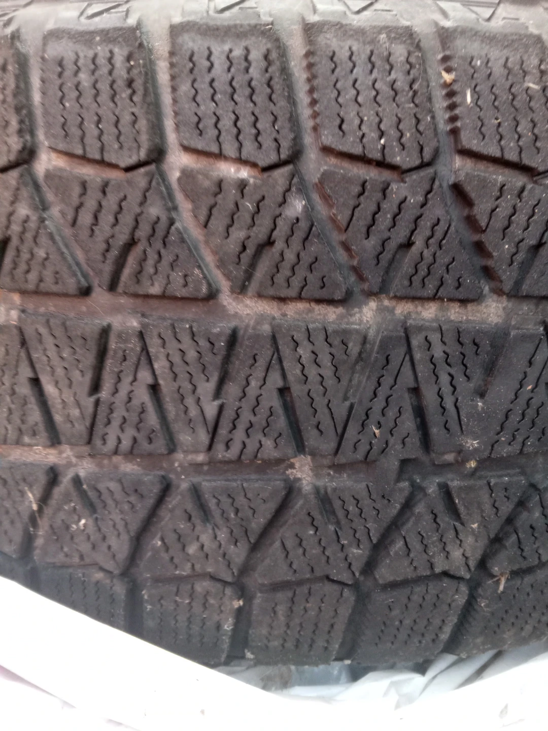 225/65R17 Winter Tires on Steel Rim - photo 2