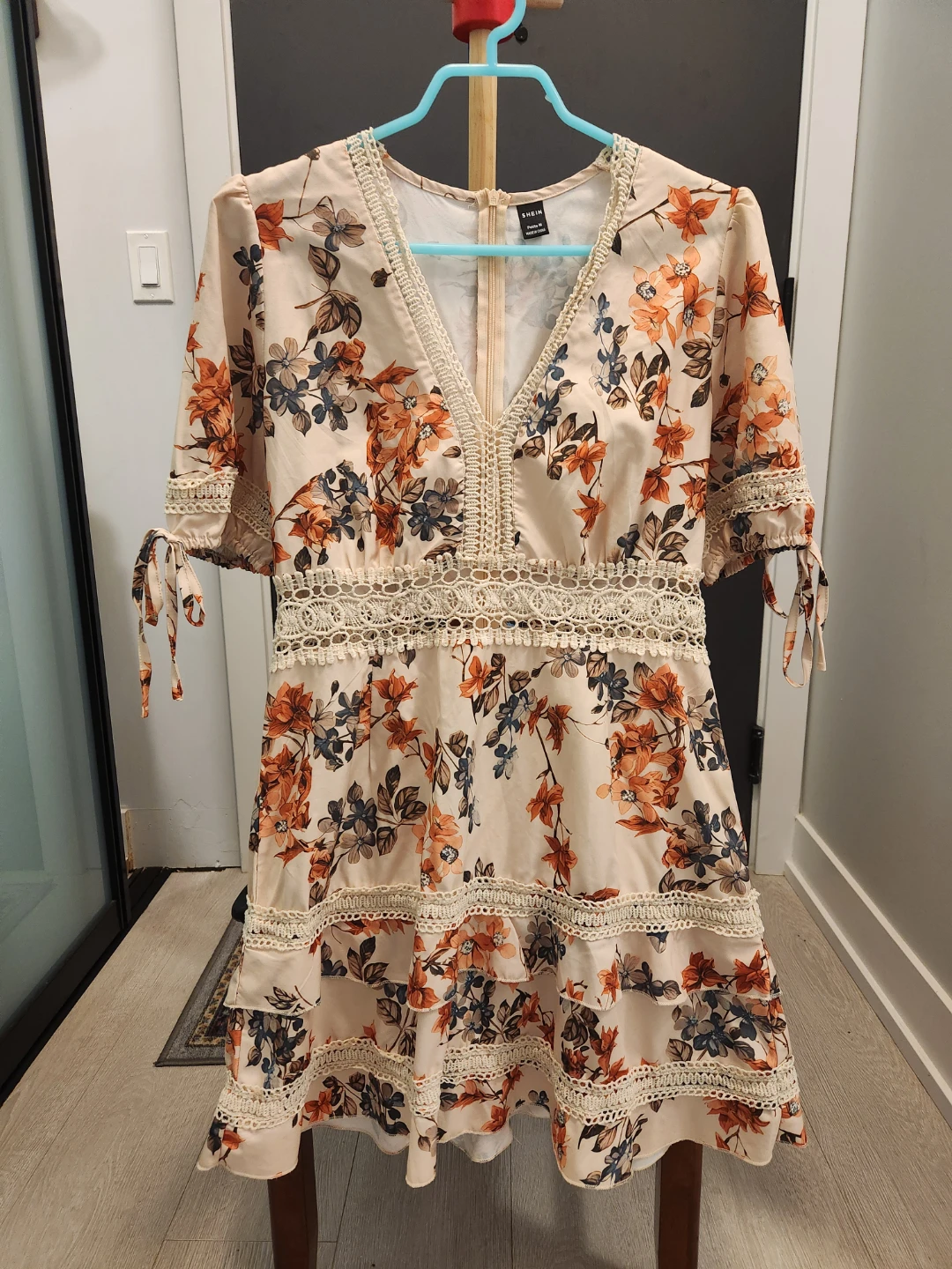 Womens Flower Dress  🏈