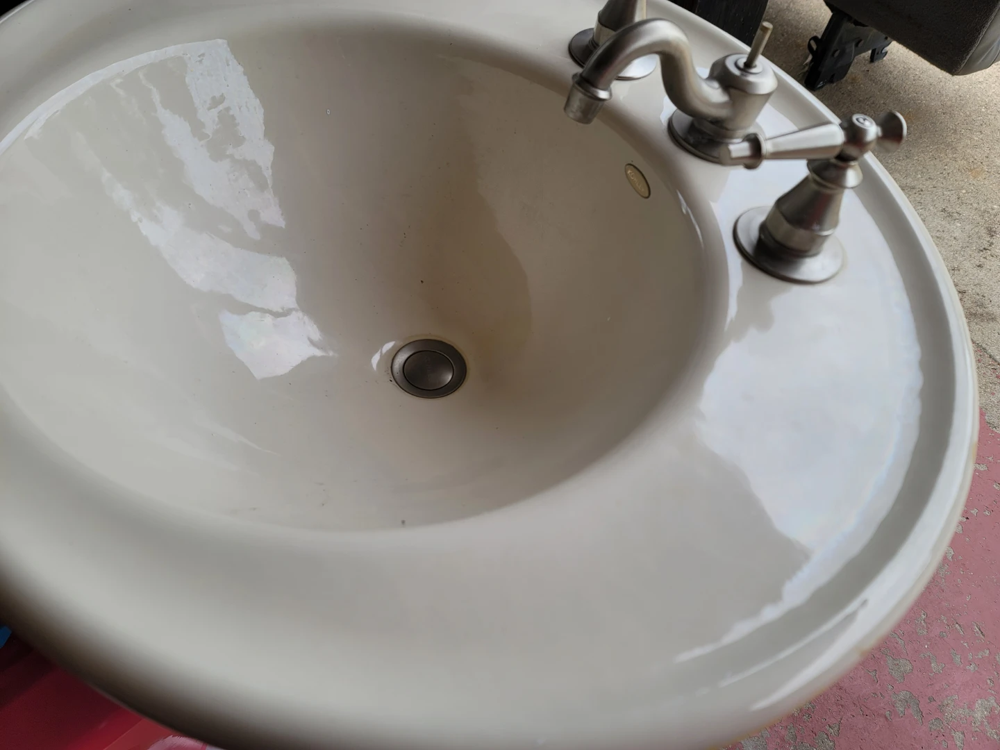 Kohler Pedestal Sink with Faucet