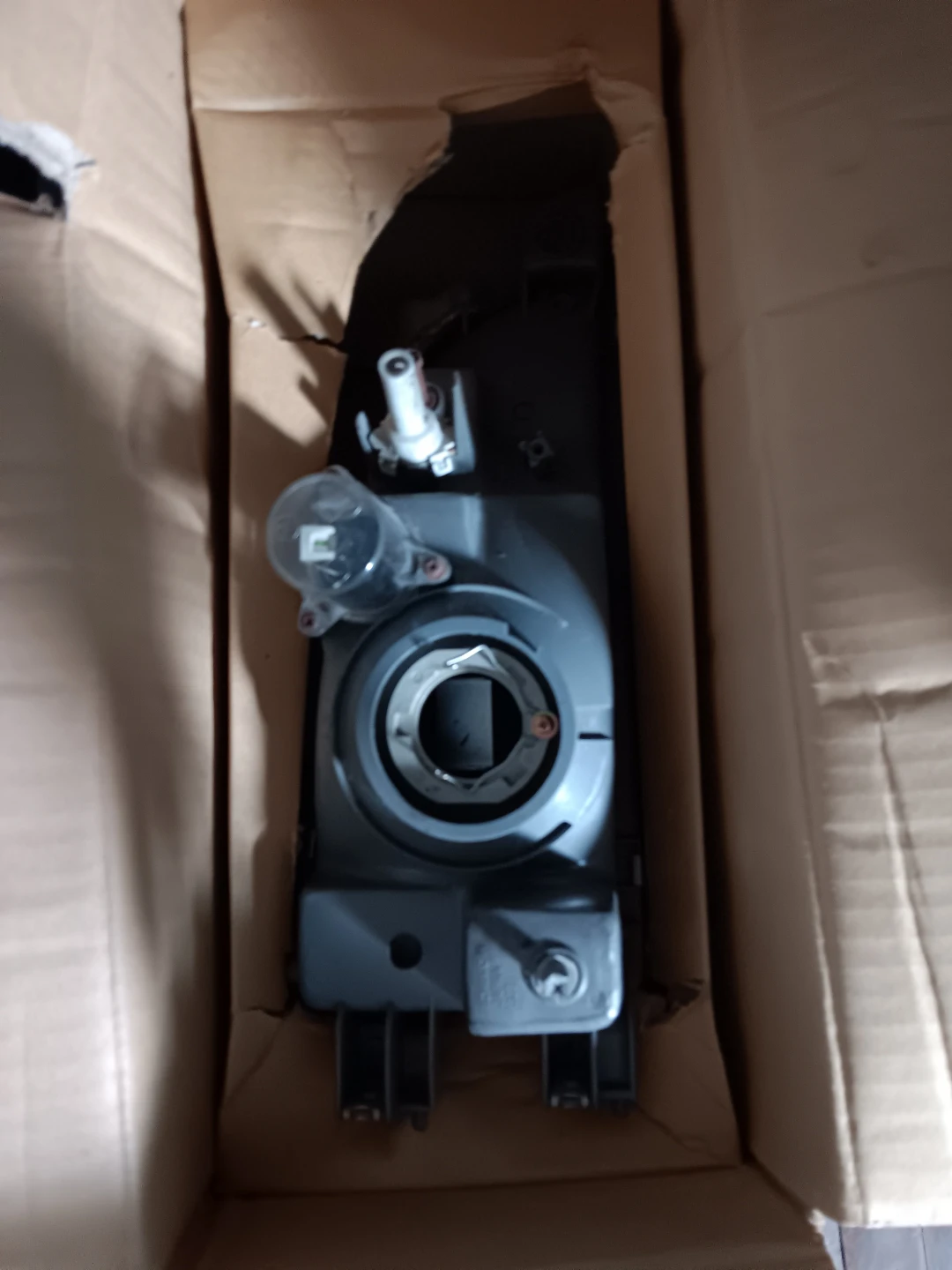 Depo Left Headlight for 93-01 Subaru Impreza - photo 2