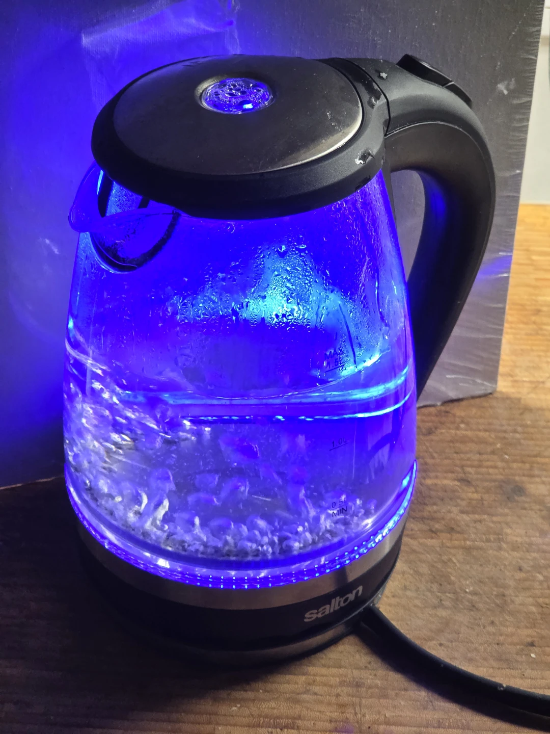 Salton Glass Electric Kettle