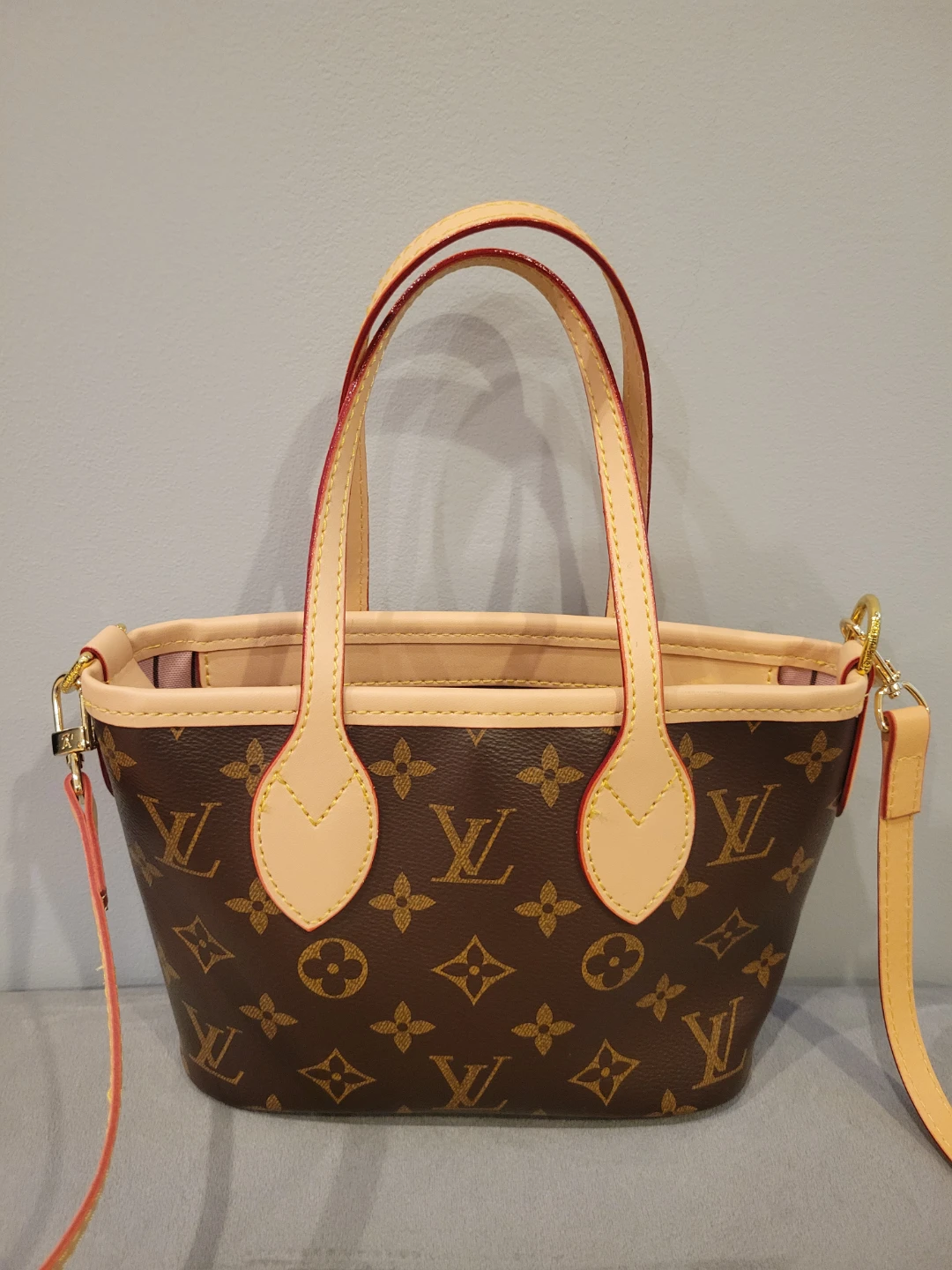 Louis Vuitton Monogram Canvas Bag Small