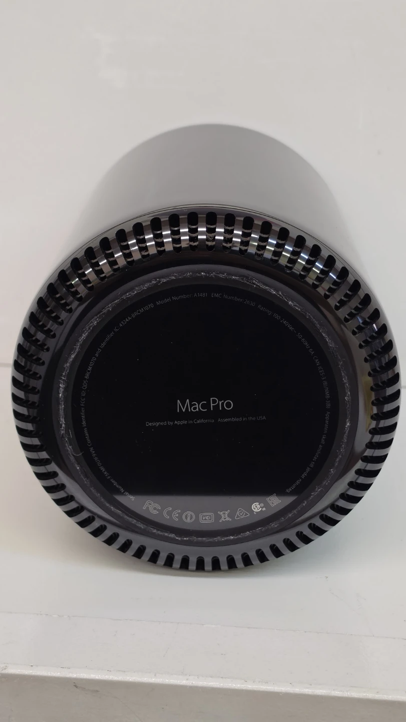 Apple Mac Pro Late 2013 6-Core Xeon - photo 5