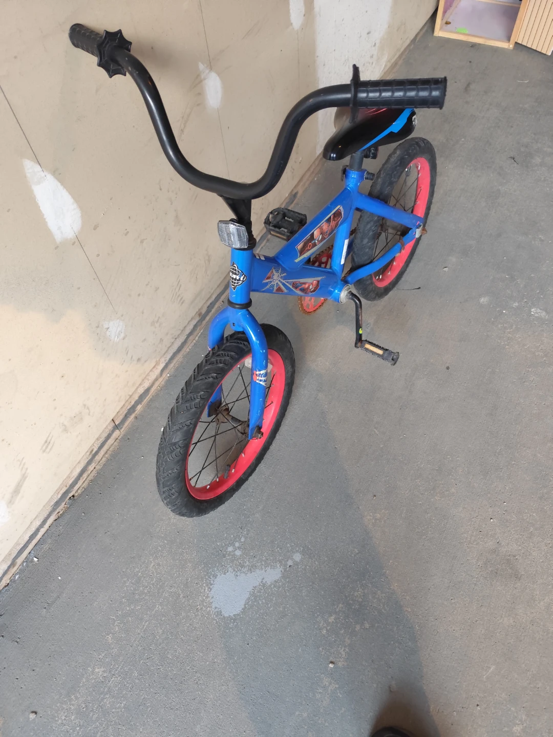 Spider-Man Kids Bike - photo 2