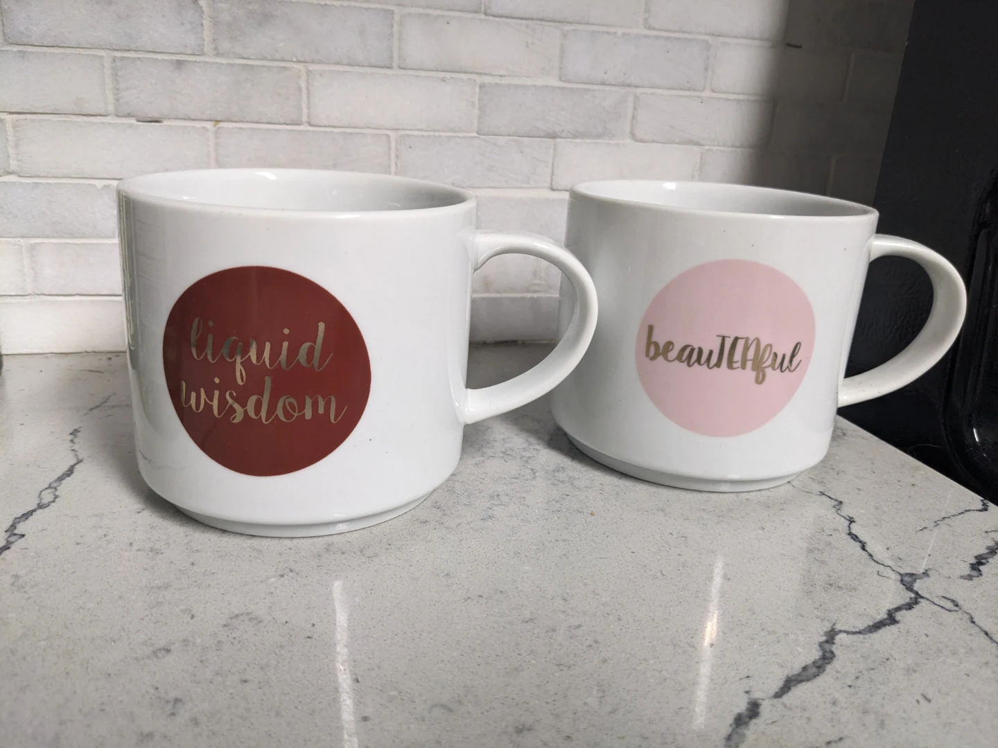 Set of coffee cups or mugs - photo 4