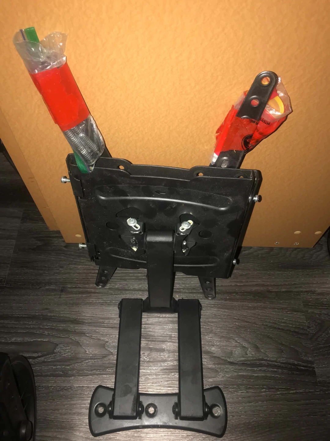 Full Motion TV Wall Mount