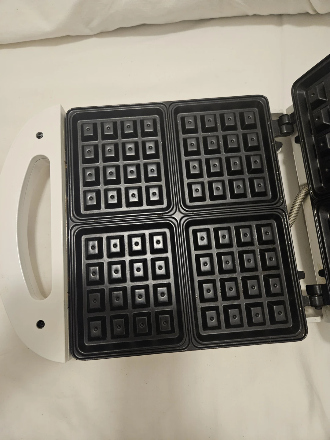 $12 BOTH Phillips Waffle Maker + Crockpot Slow Cooker 2.5 quarts - photo 3