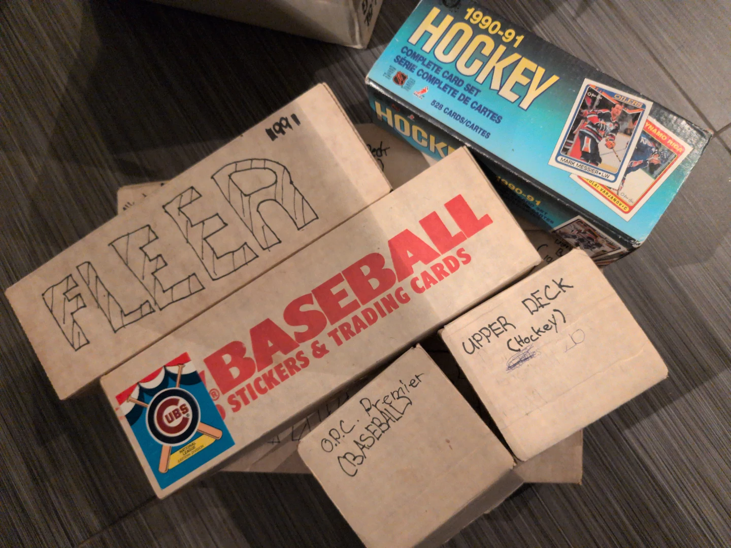 Large Collection of Vintage Sports Trading Cards - photo 4