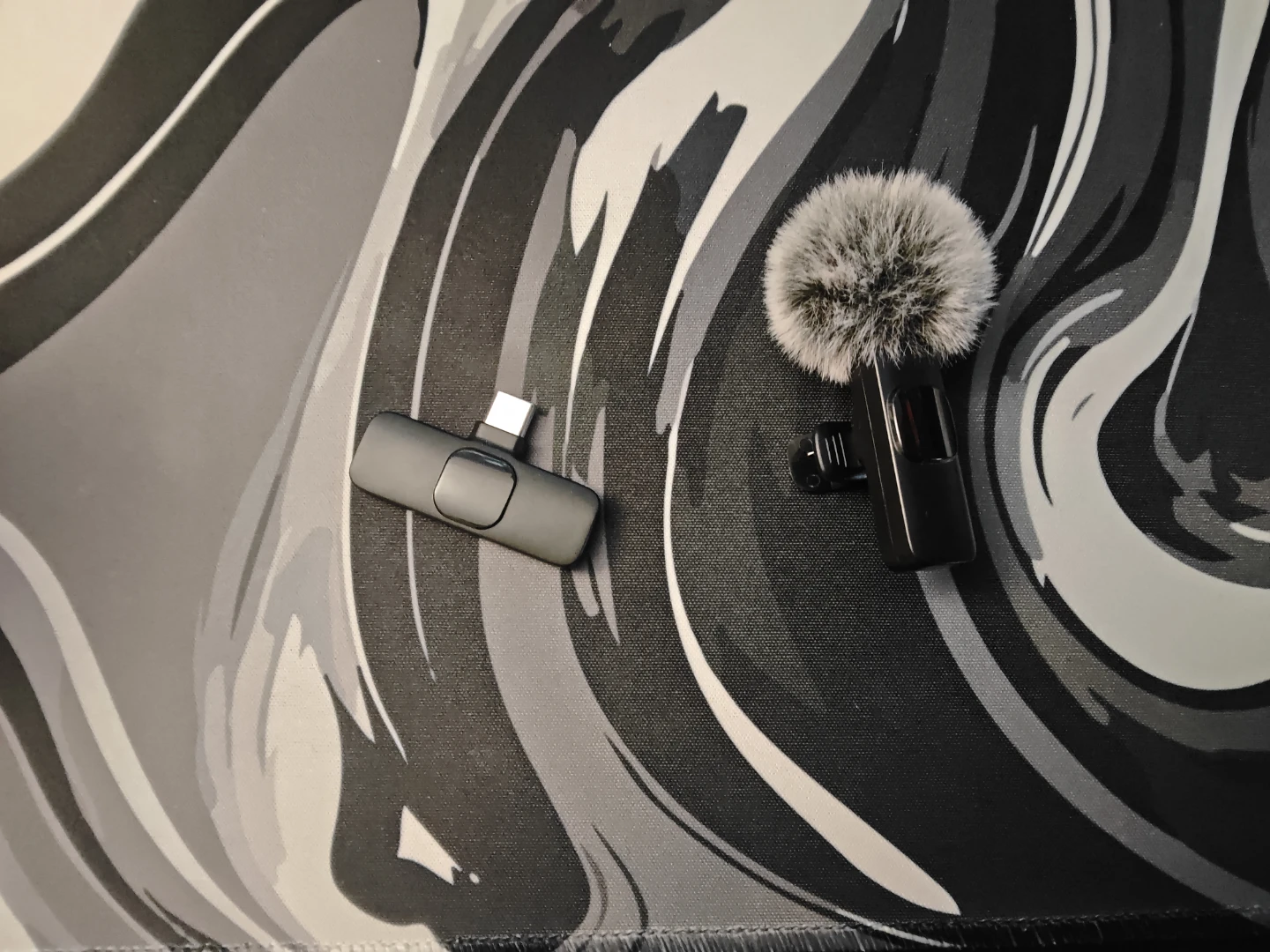 Wireless Lavalier Microphone with USB-C Receiver