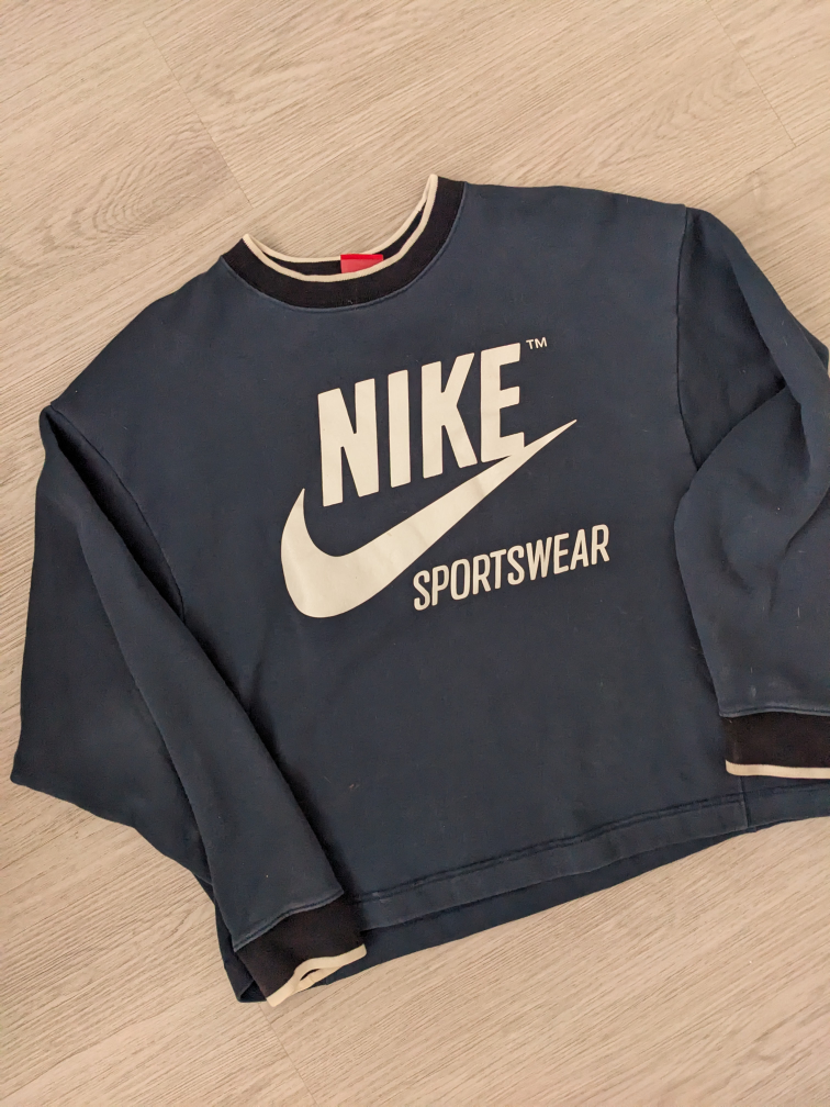Clothing - photo 3