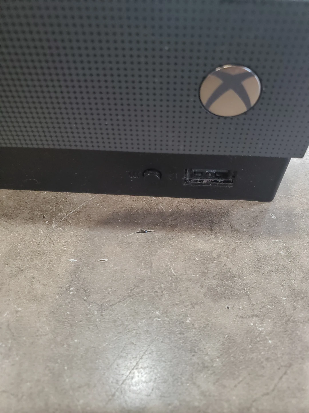 Xbox One X Project Scorpio Edition Console - photo 3