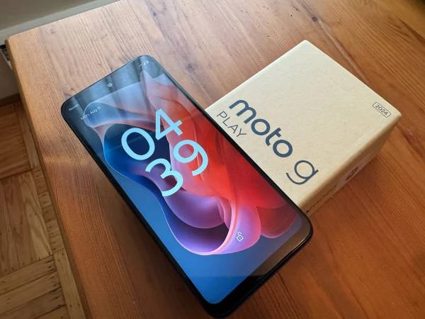 Motorola Moto G Play 2024 unlocked in box new condition - photo 2