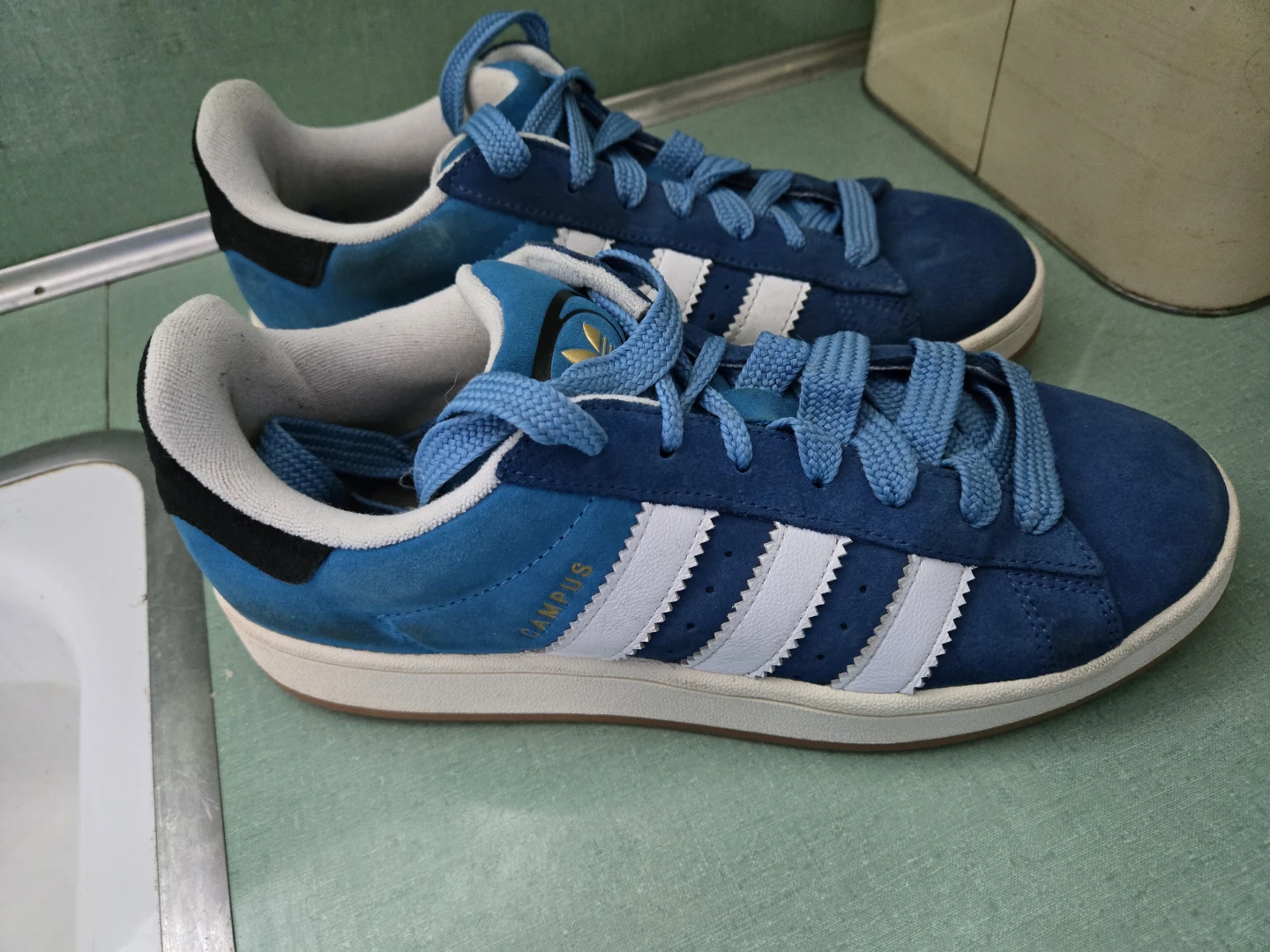 Adidas * CAMPUS Sneakers * BLUE SUEDE * Size 9.5