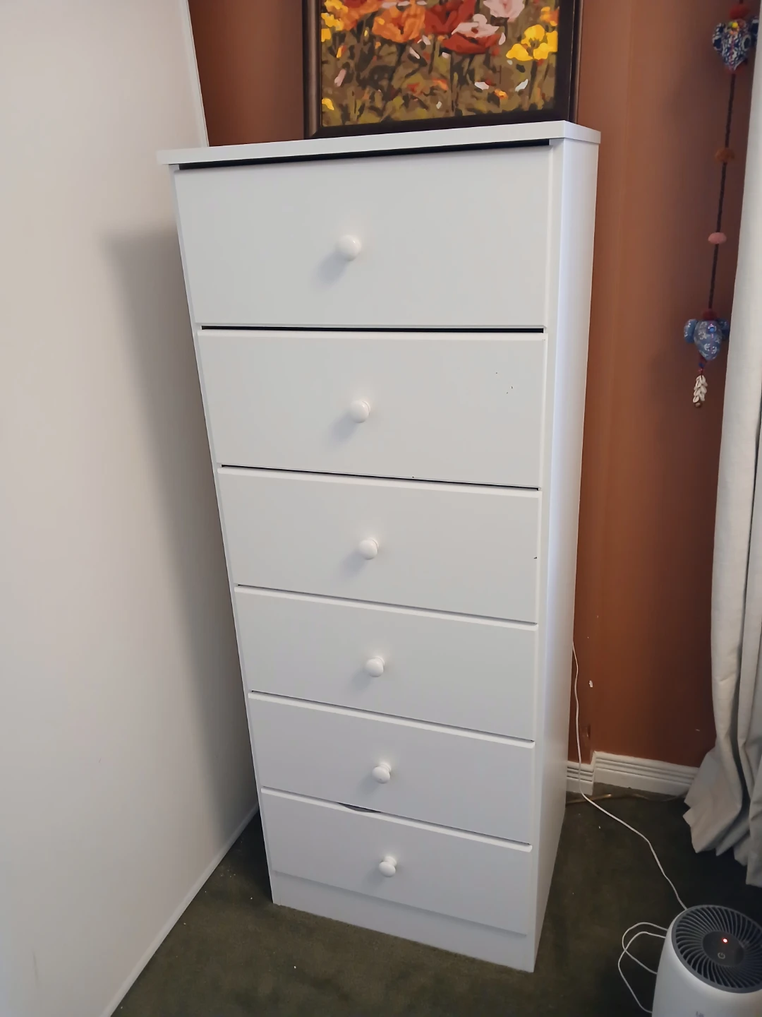 White 6-Drawer Chest