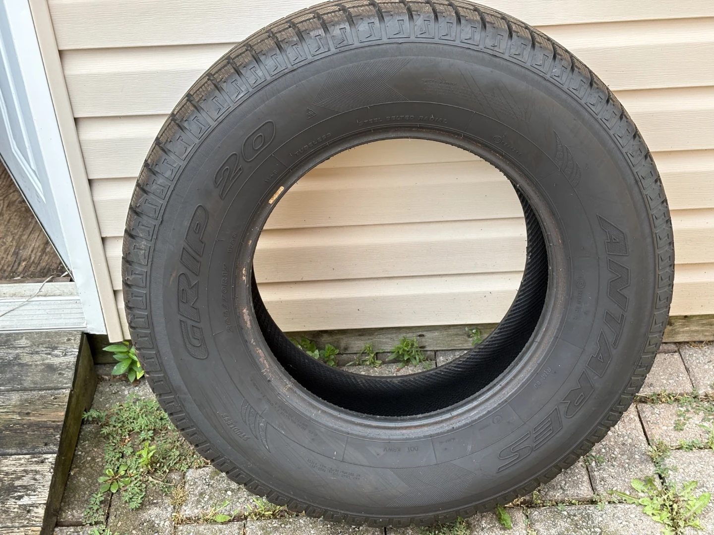 Antares Grip 20 Tire 265/70R17 - photo 3