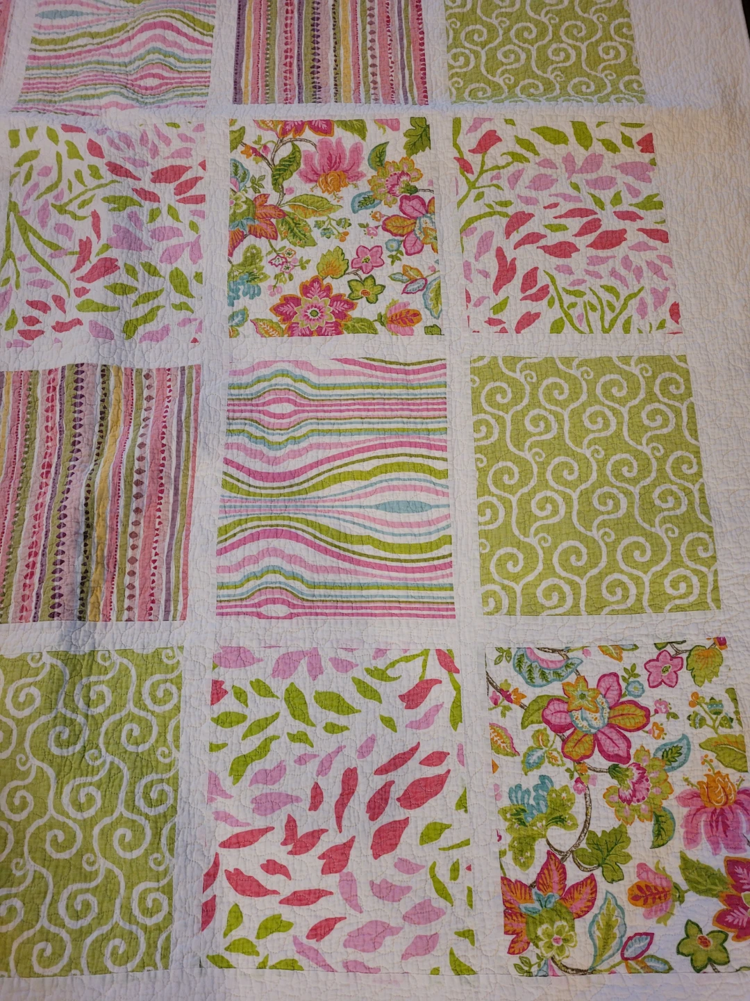 Patchwork quilt coverlet for double or queen bed - photo 2