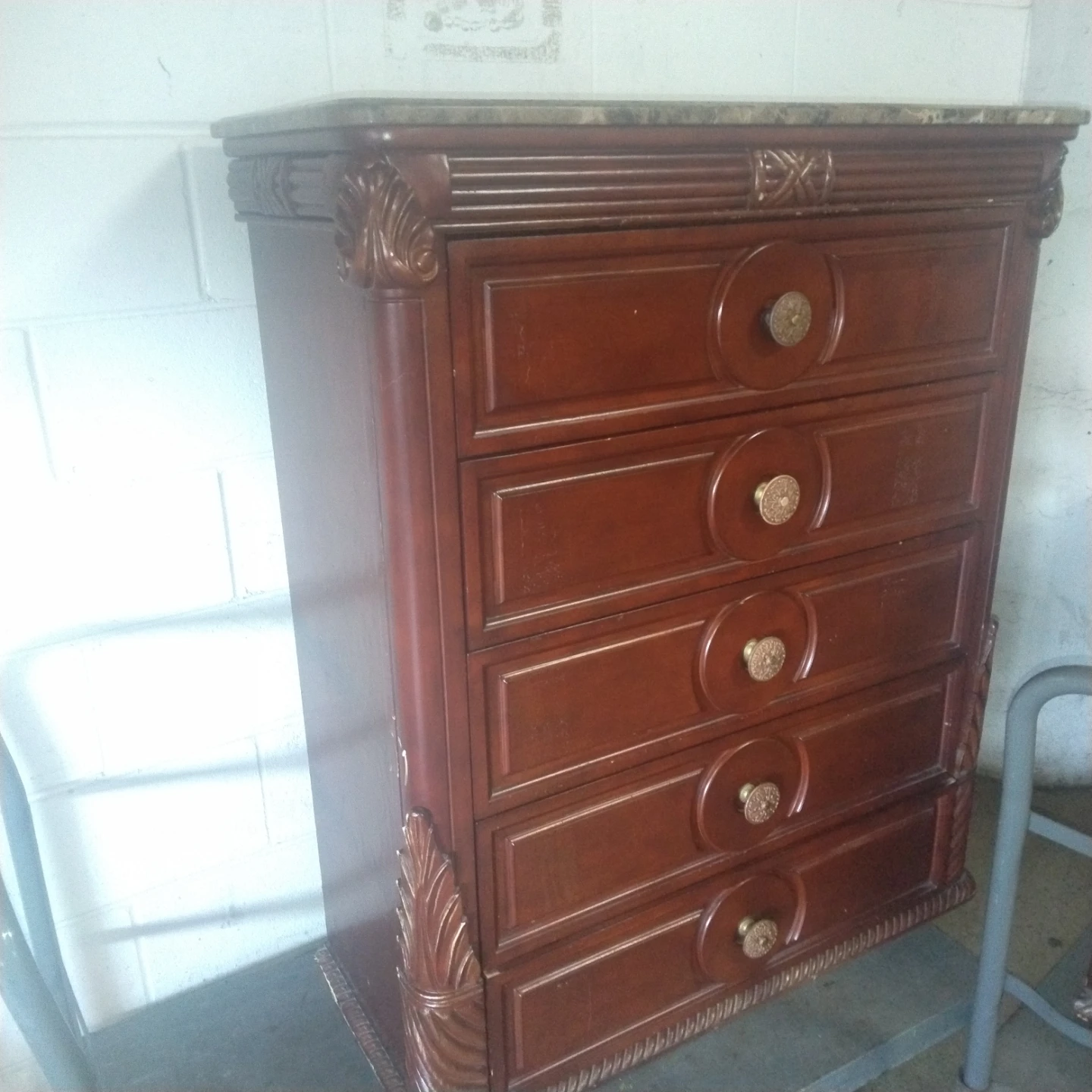 2 dressers good condition - photo 2