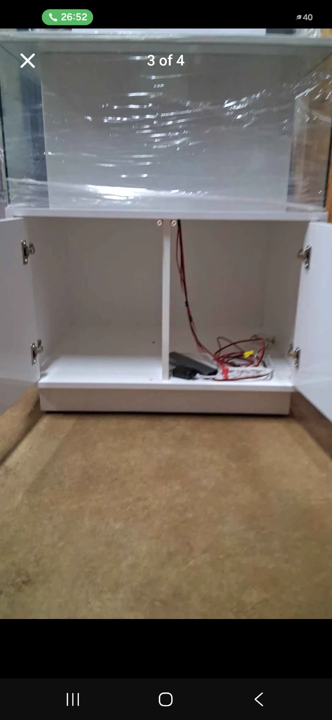 E3 Laboratoire France Display Case - photo 3