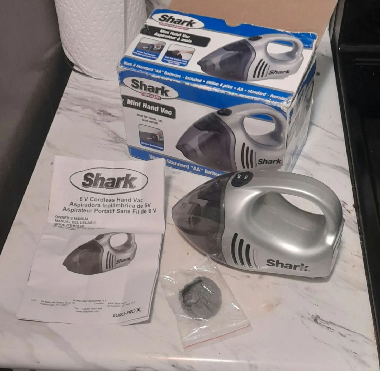 Shark Cordless Mini Hand Vacuum 🏈