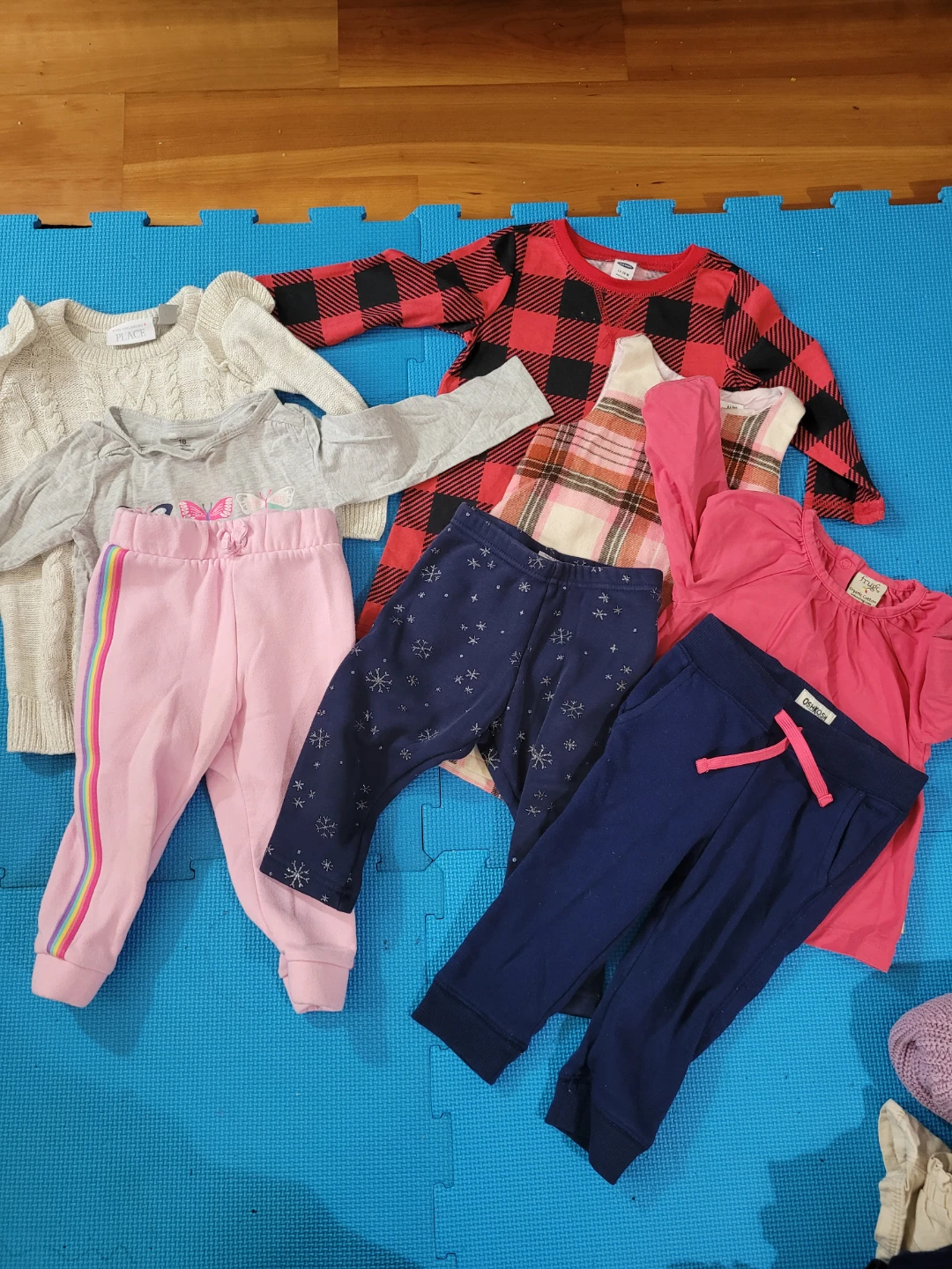 Bundle of long sleeve tops and pants for $10