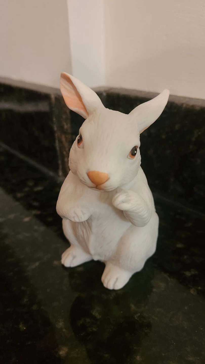 Geo. Z. Lefton Porcelain Rabbit Figurine 1985