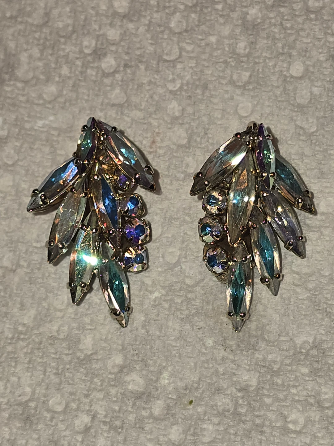 SHERMAN Austrian Crystal earings