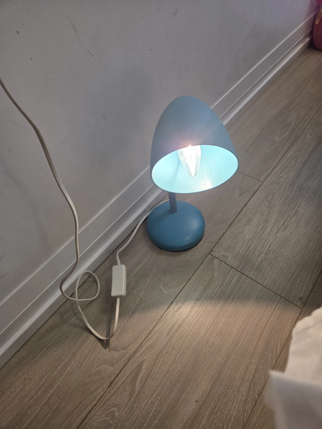 Blue metal table lamp
