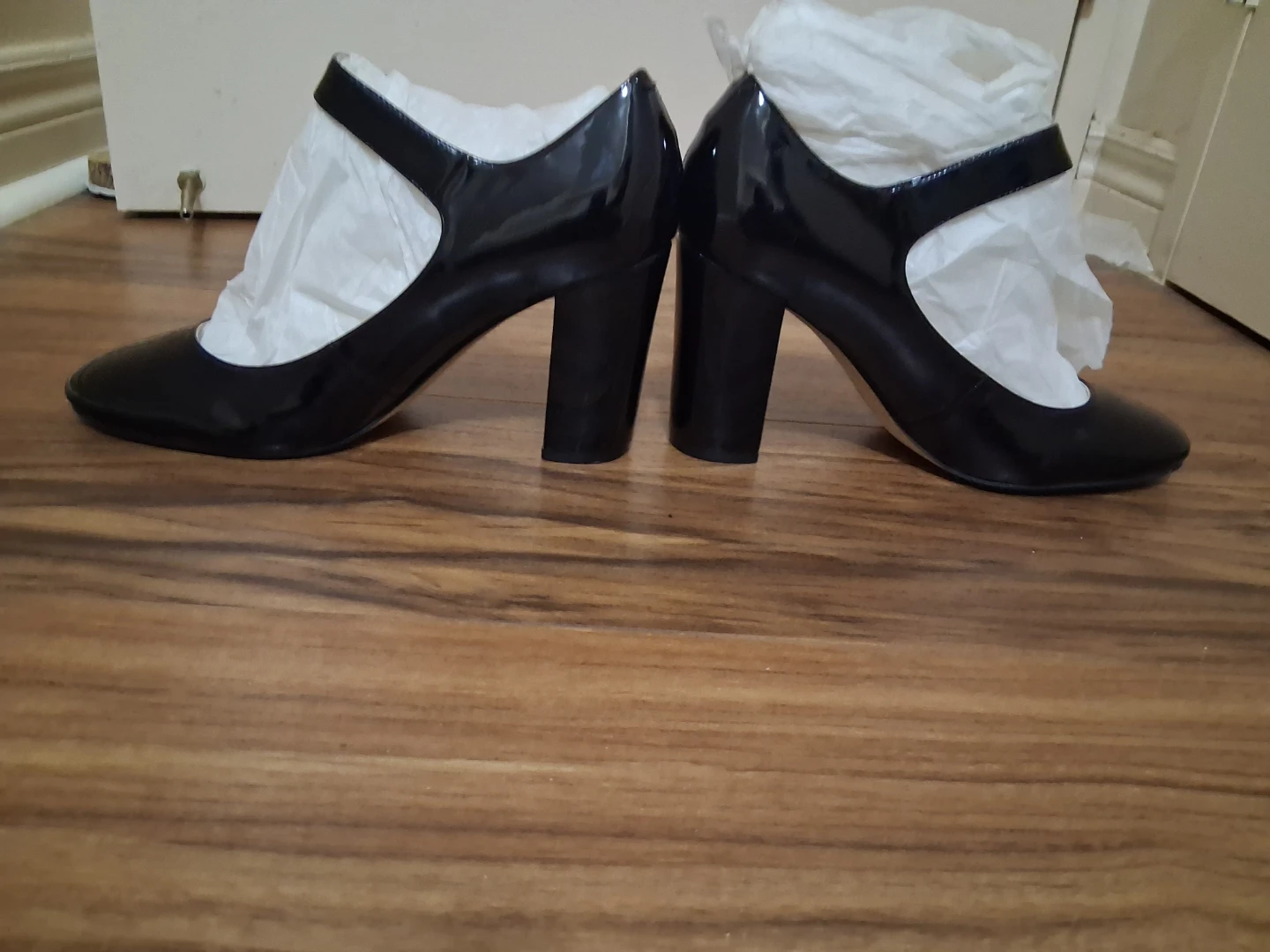 Black Patent Mary Jane Heels - photo 2