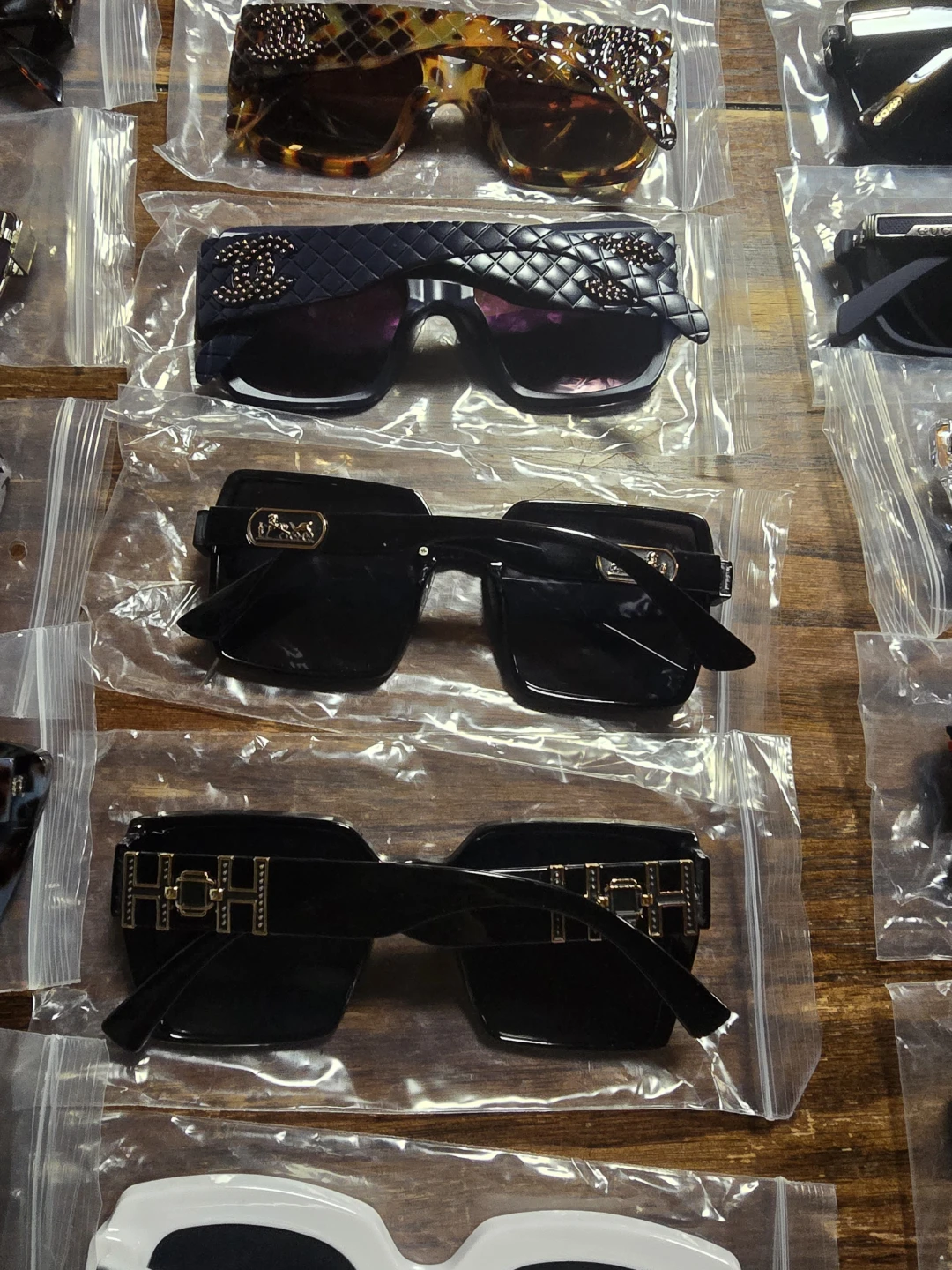 Sunglasses - photo 4
