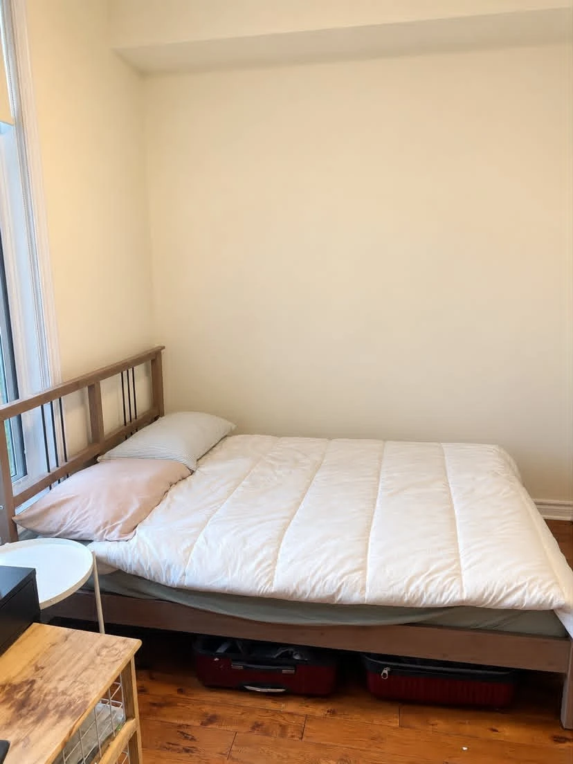 Furnished 3-Bedroom | Individual room rental available - photo 3