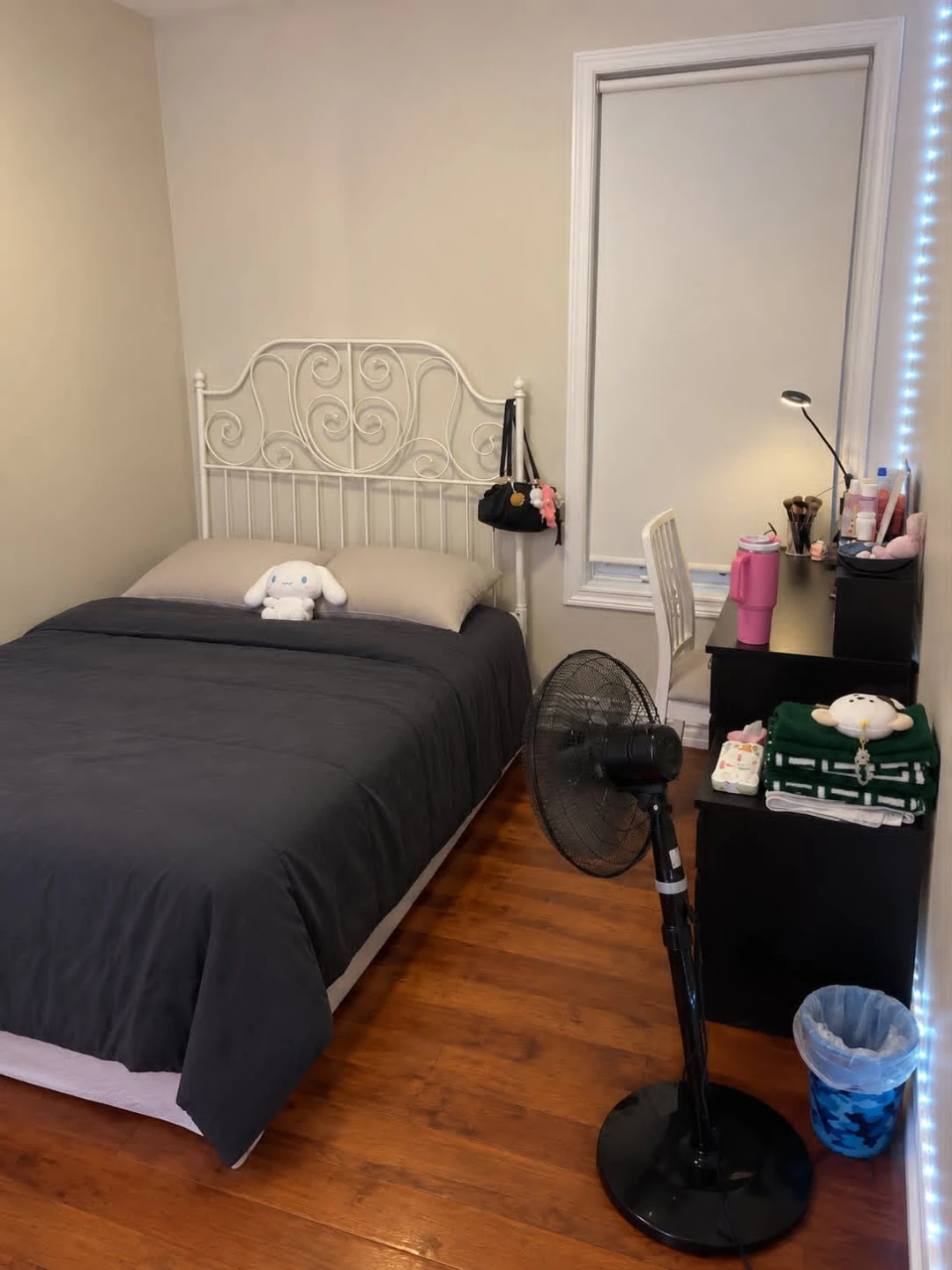 Furnished 3-Bedroom | Individual room rental available - photo 5