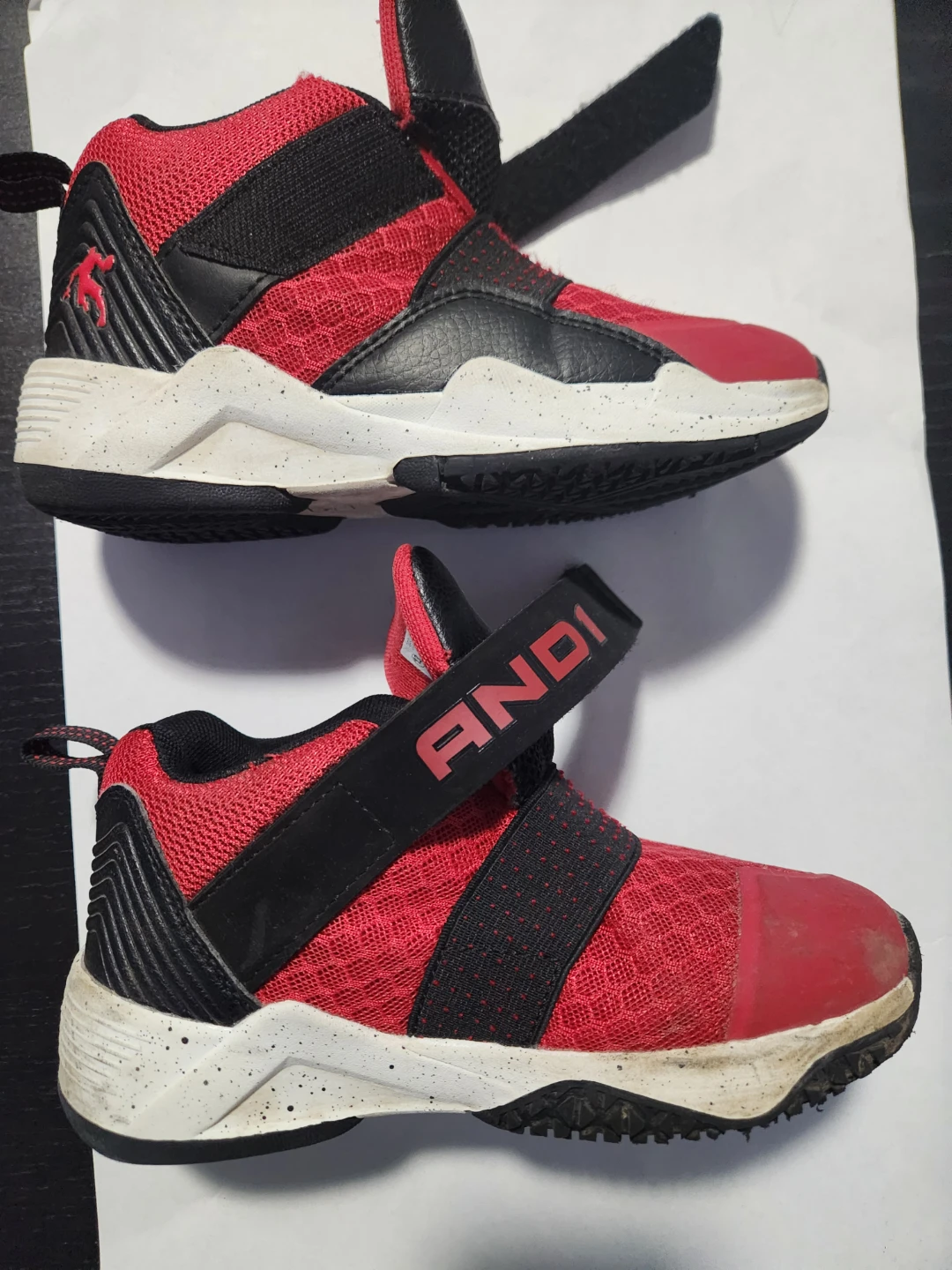 AND1 Boys' Red and Black Sneakers - photo 2