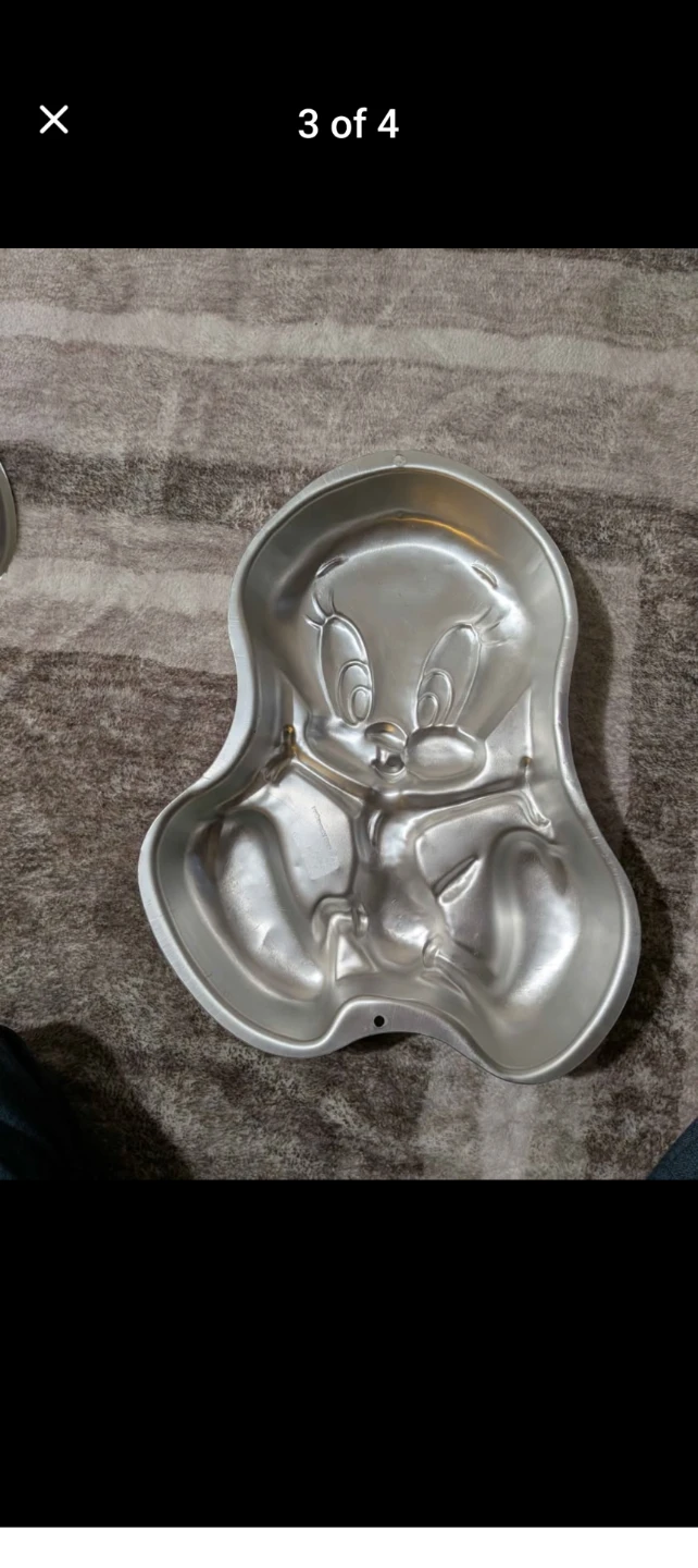 Wilton Tweety Bird Cake Pan - photo 3